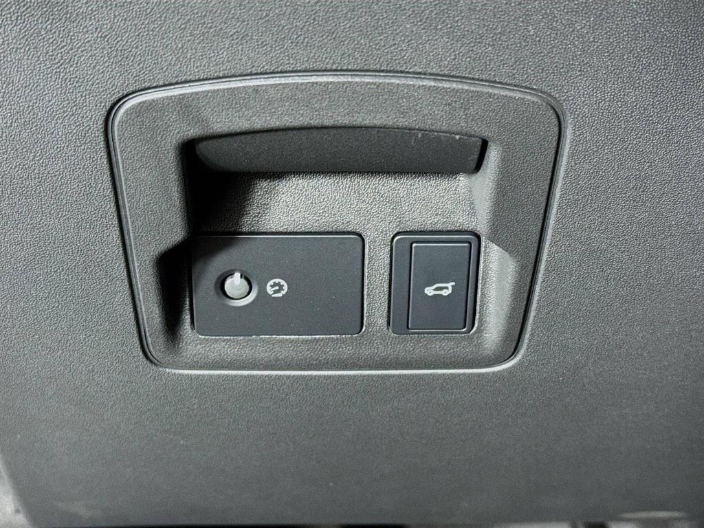 new 2026 Land Rover Range Rover Velar car, priced at $77,365