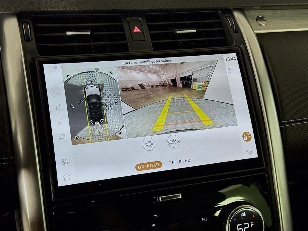 new 2026 Land Rover Discovery car, priced at $76,876