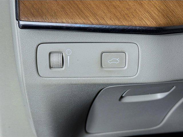 used 2021 Volvo XC90 car, priced at $28,999