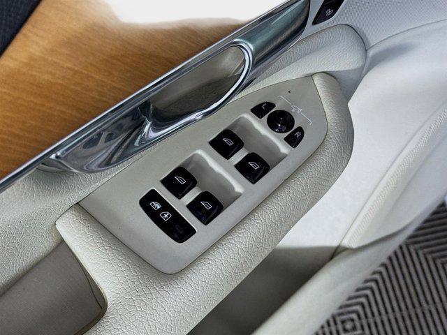 used 2021 Volvo XC90 car, priced at $28,999
