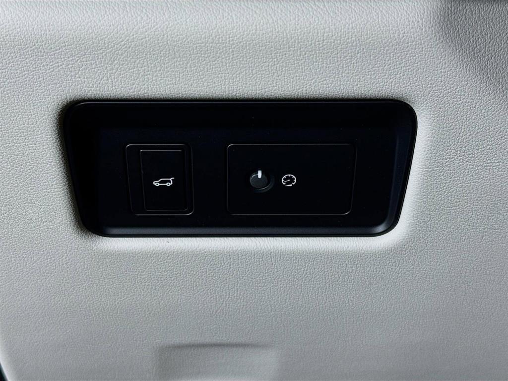 new 2026 Jaguar F-PACE car, priced at $66,638