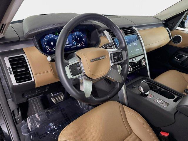 used 2025 Land Rover Discovery car, priced at $66,999