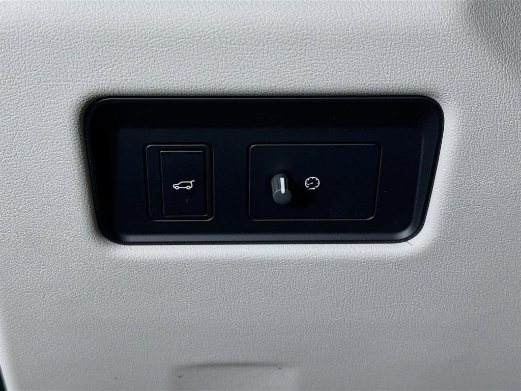 new 2026 Jaguar F-PACE car, priced at $98,988