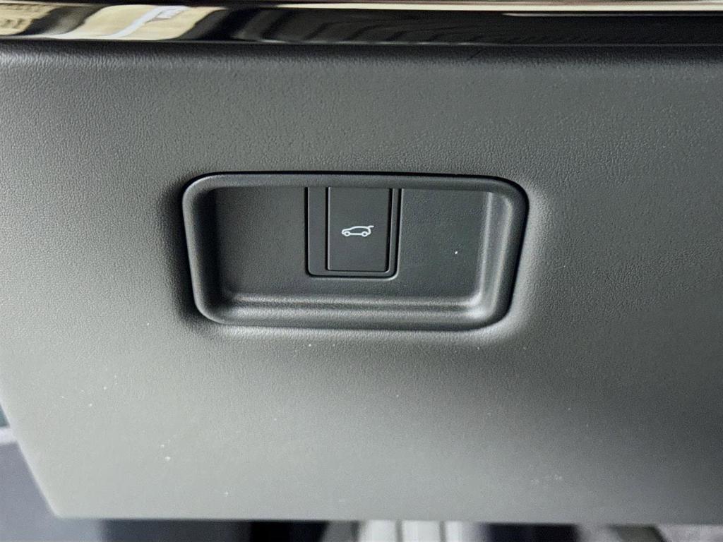 new 2026 Land Rover Range Rover Sport car, priced at $100,360