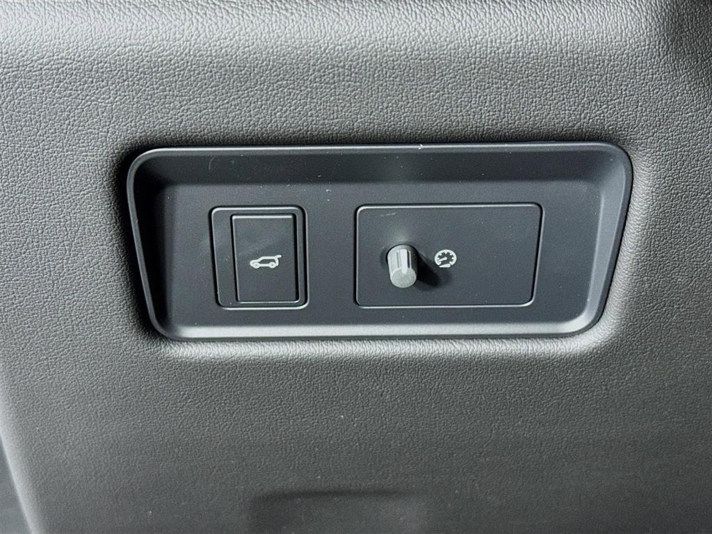 new 2026 Jaguar F-PACE car, priced at $67,328