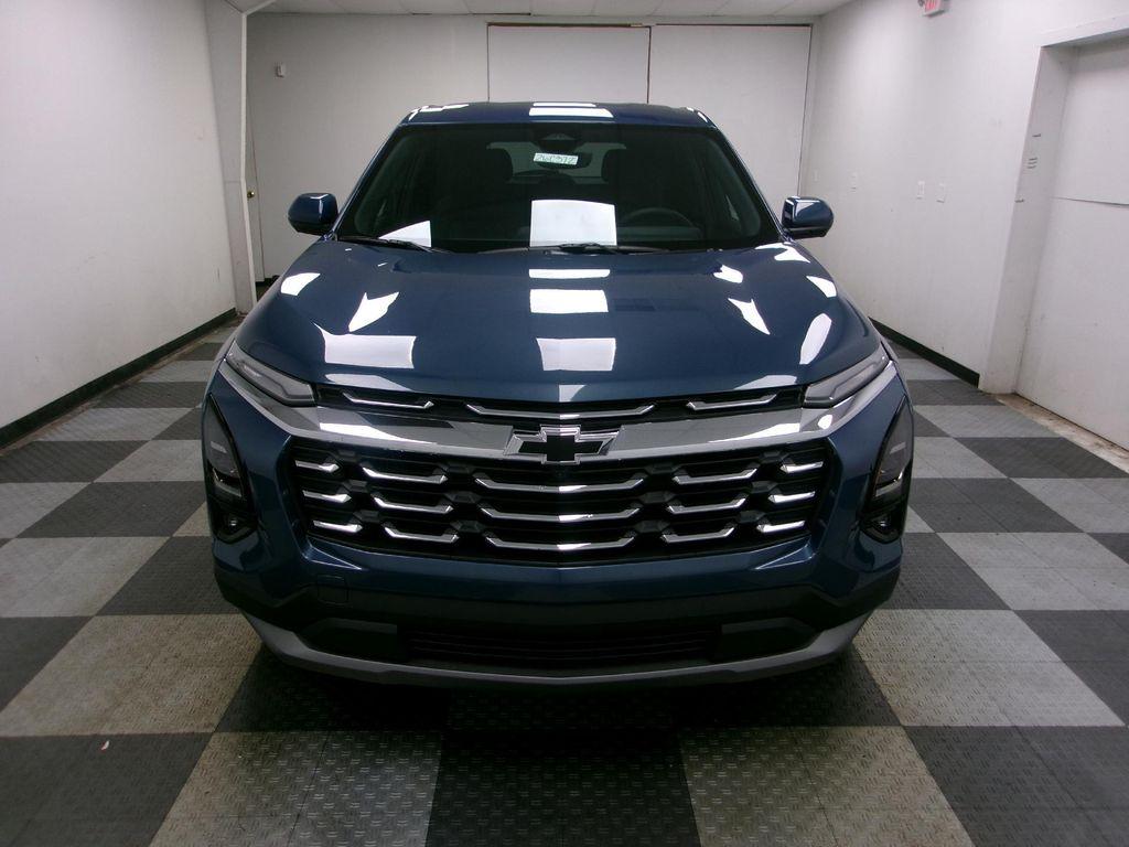 new 2026 Chevrolet Equinox car, priced at $30,990