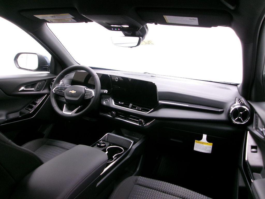 new 2026 Chevrolet Equinox car, priced at $30,990