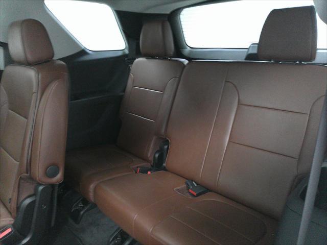 used 2020 Chevrolet Traverse car, priced at $22,988