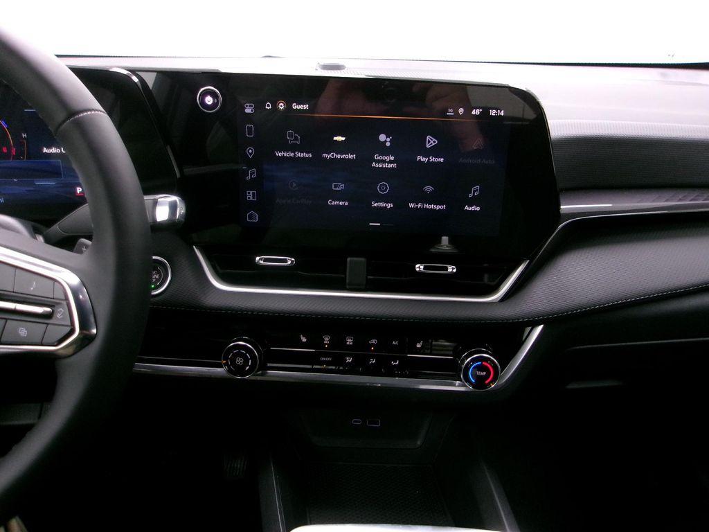 new 2026 Chevrolet Equinox car, priced at $31,495
