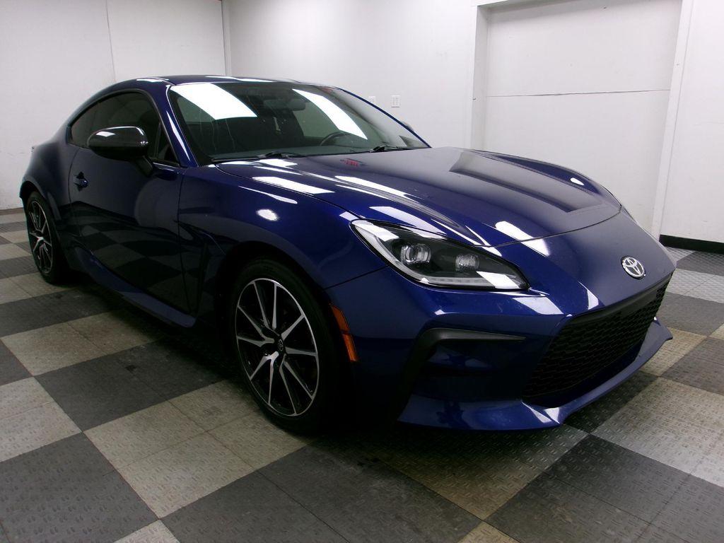 used 2022 Toyota GR86 car, priced at $27,988