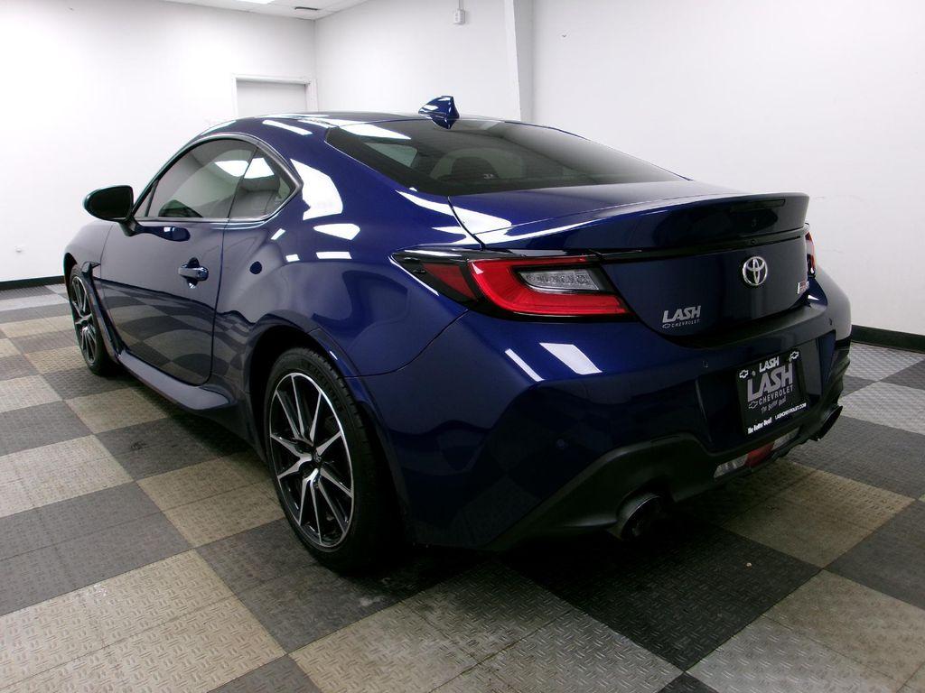used 2022 Toyota GR86 car, priced at $27,988
