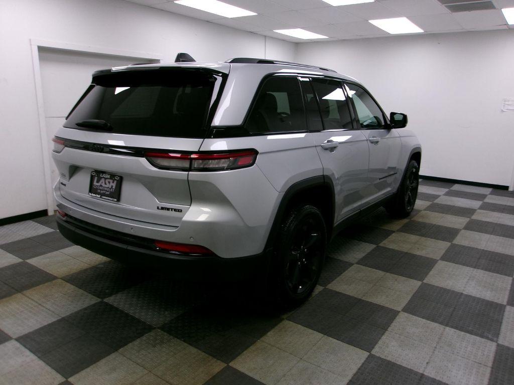 used 2025 Jeep Grand Cherokee car, priced at $40,988