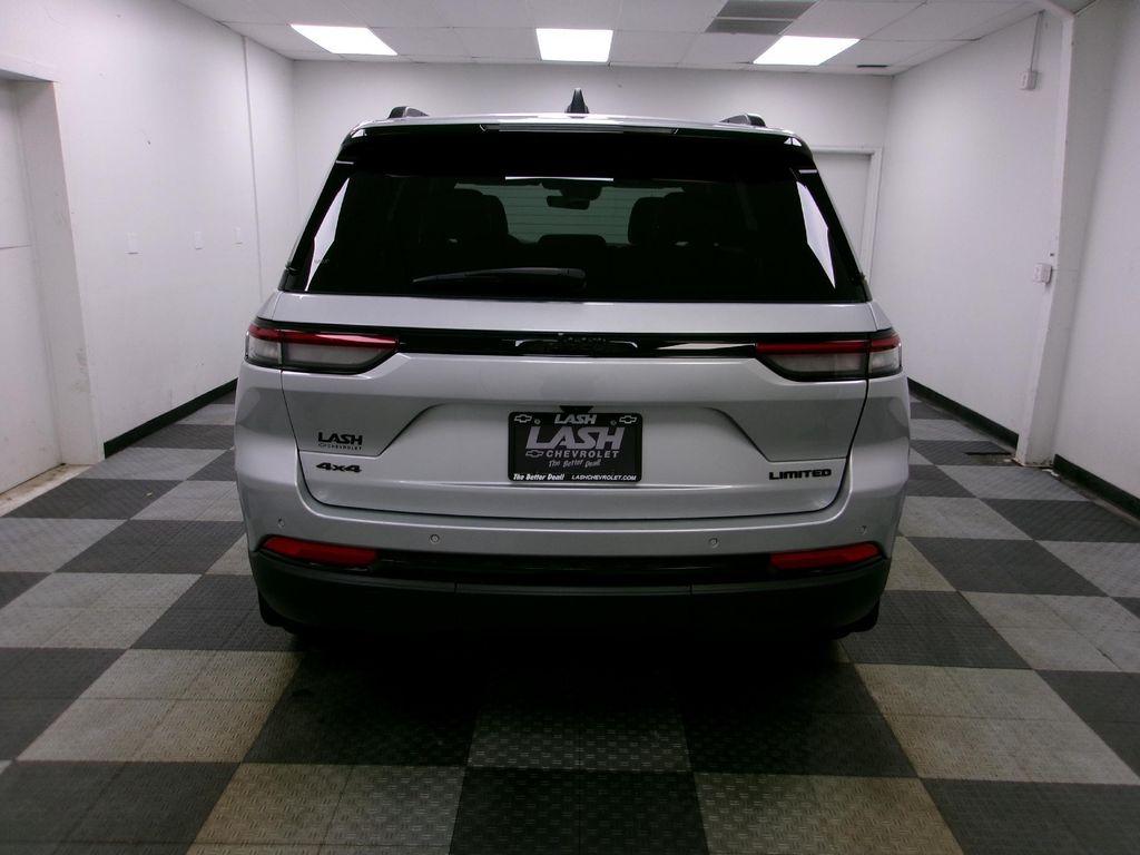 used 2025 Jeep Grand Cherokee car, priced at $40,988