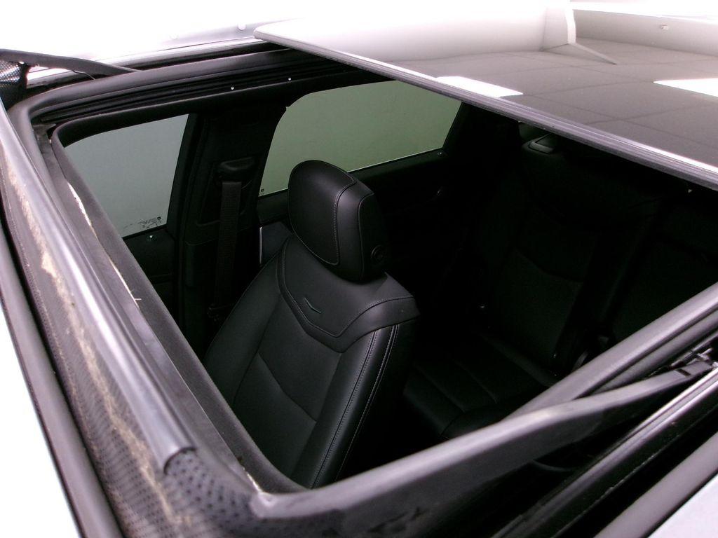 used 2023 Cadillac XT5 car, priced at $32,988