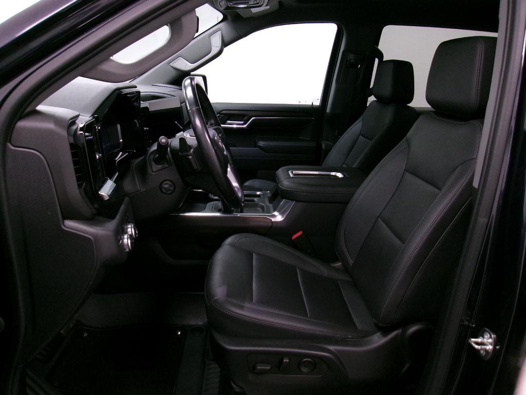 used 2022 GMC Sierra 1500 car, priced at $45,988