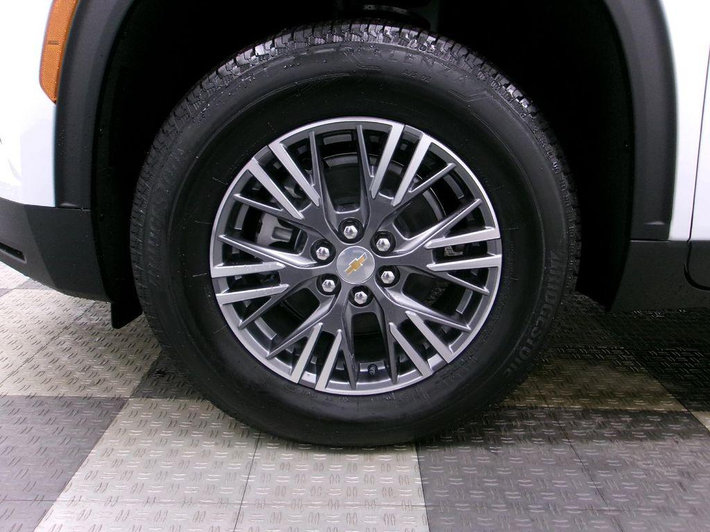 new 2026 Chevrolet Traverse car, priced at $44,735