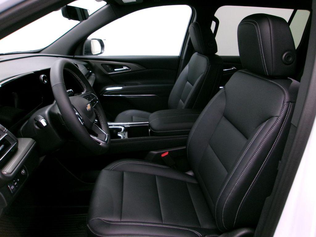 new 2026 Chevrolet Traverse car, priced at $44,735