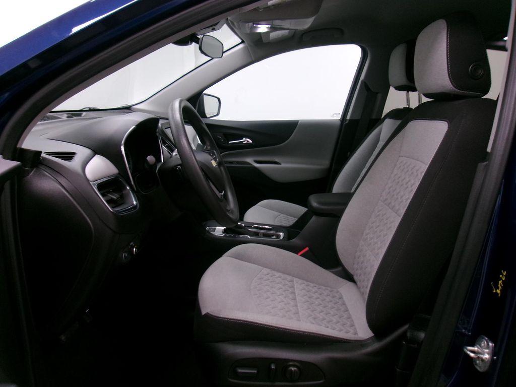 used 2023 Chevrolet Equinox car, priced at $20,988