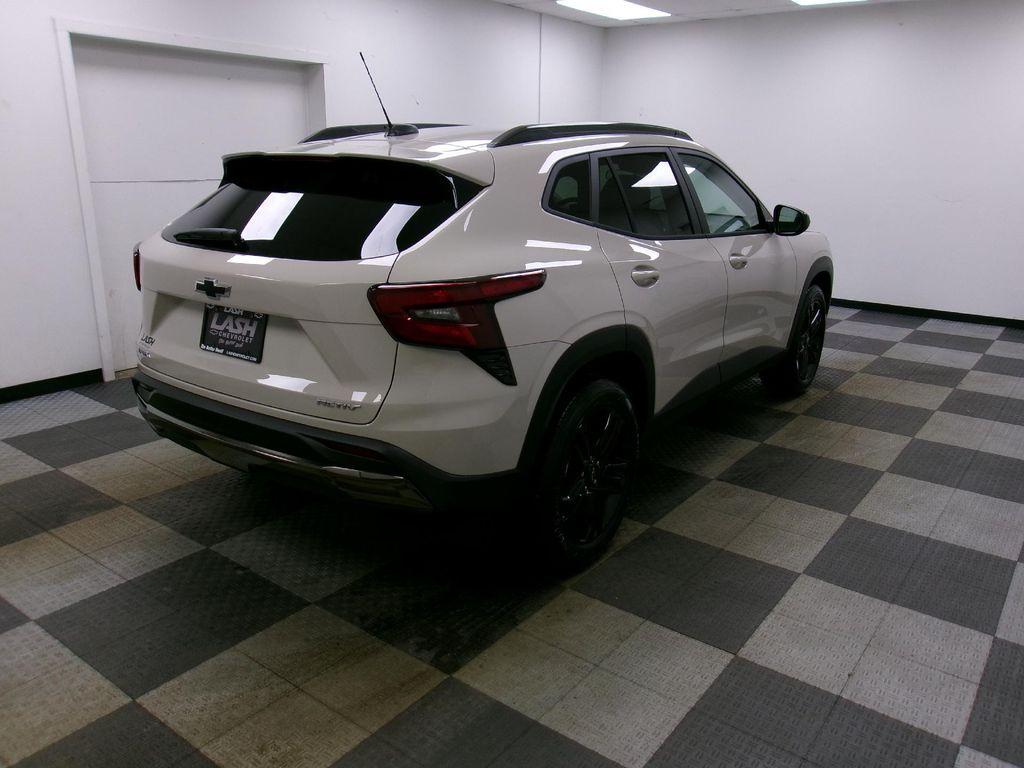 new 2026 Chevrolet Trax car, priced at $27,055