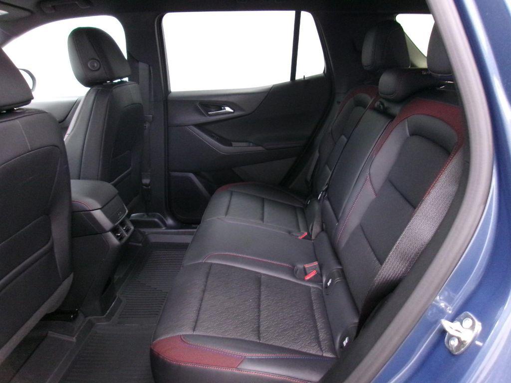 new 2026 Chevrolet Equinox car, priced at $34,818