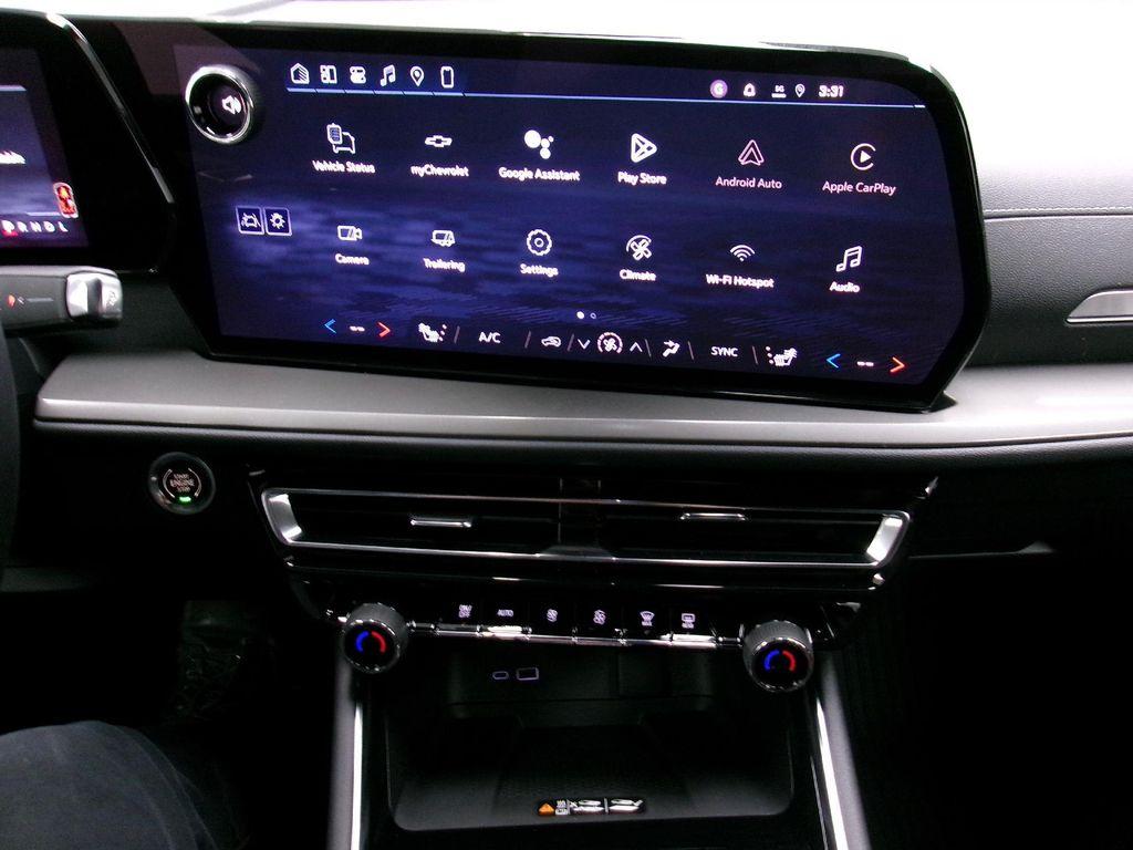 new 2026 Chevrolet Traverse car, priced at $44,740