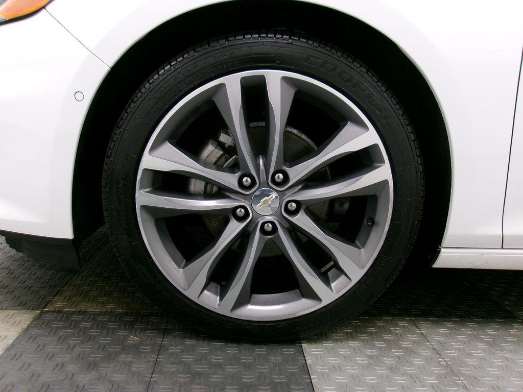 used 2020 Chevrolet Malibu car, priced at $15,988