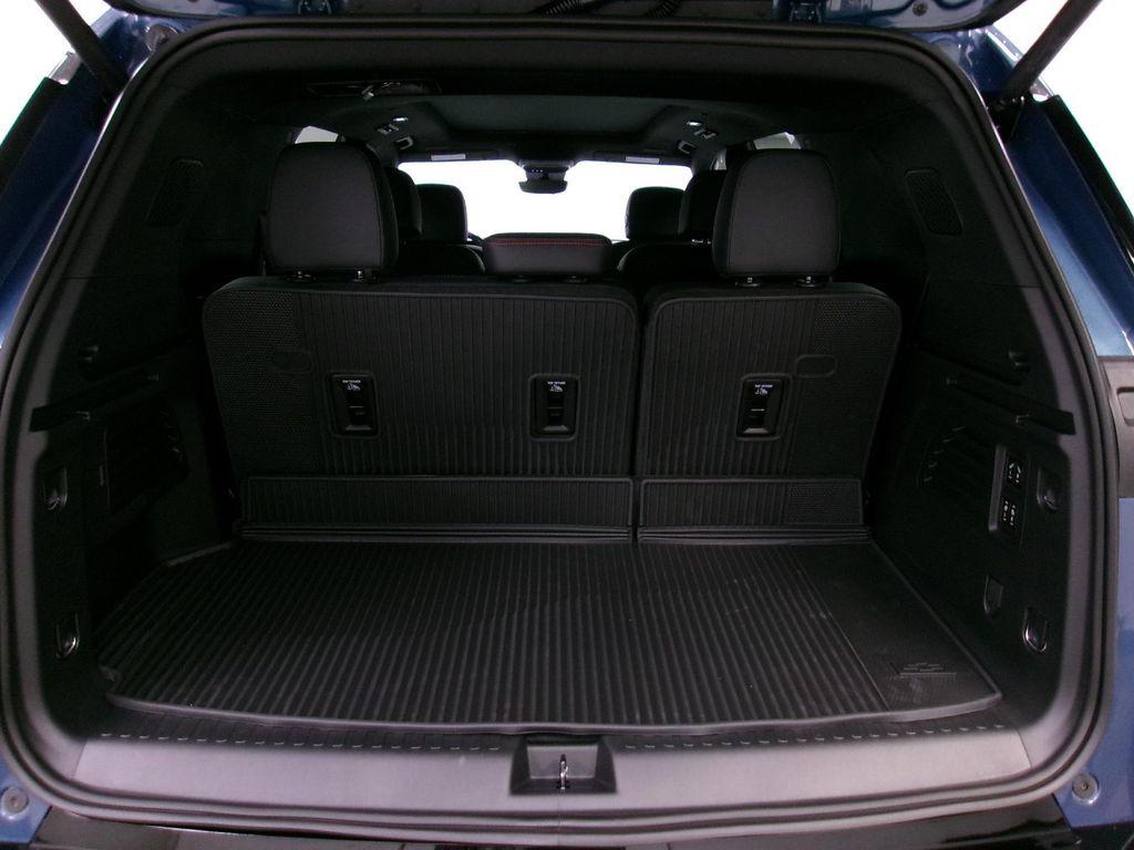 new 2026 Chevrolet Traverse car, priced at $58,920