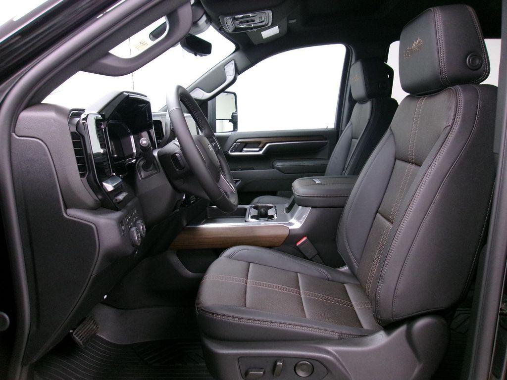 new 2026 Chevrolet Silverado 3500 car, priced at $86,935
