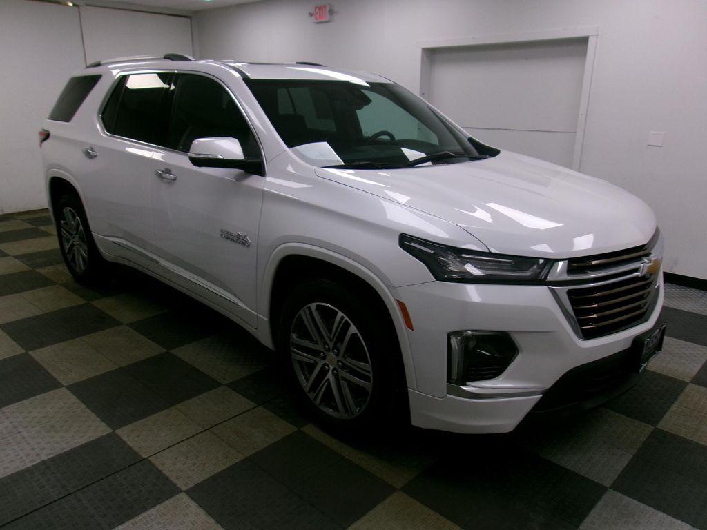used 2024 Chevrolet Traverse car, priced at $45,988