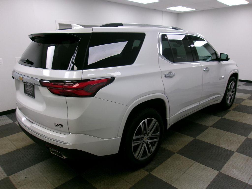 used 2024 Chevrolet Traverse car, priced at $45,988