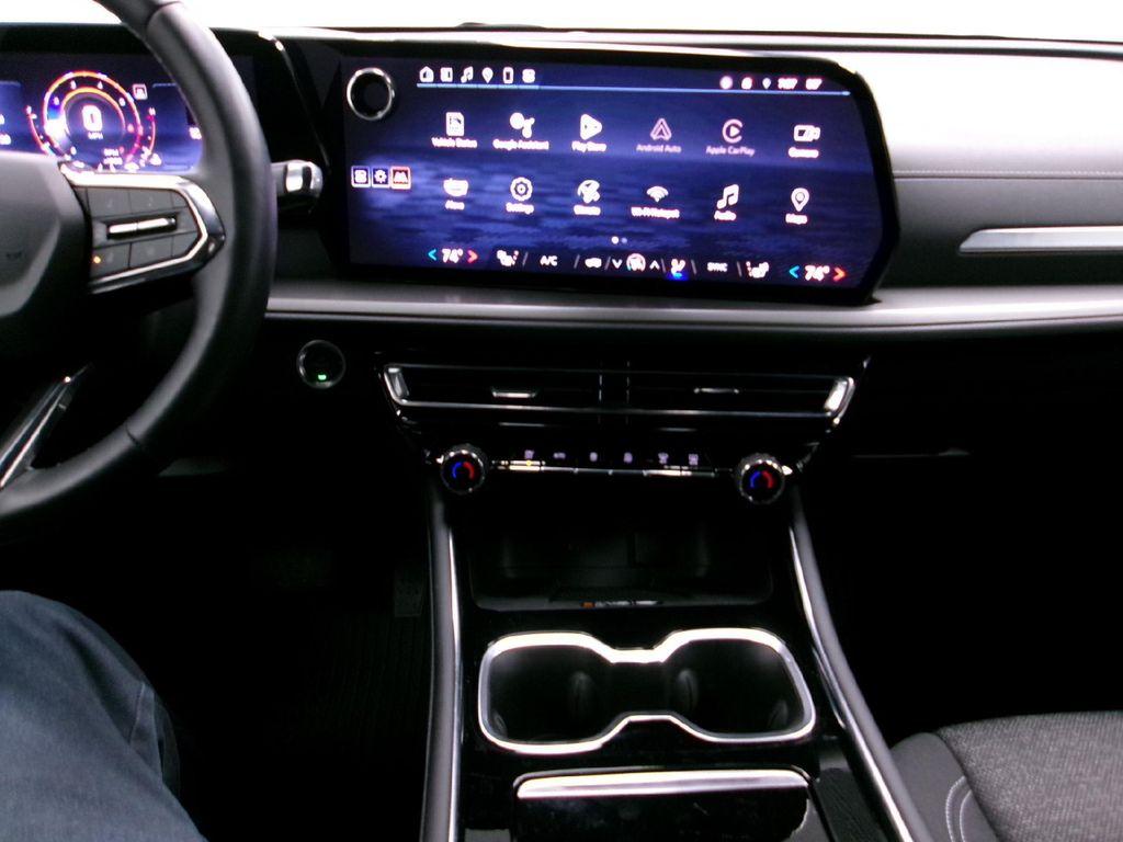 used 2024 Chevrolet Traverse car, priced at $41,988