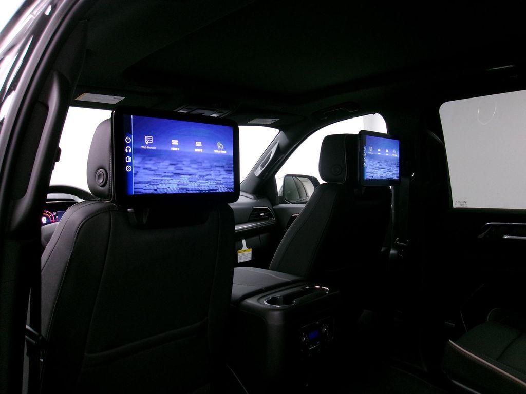 new 2025 Chevrolet Suburban car, priced at $85,955