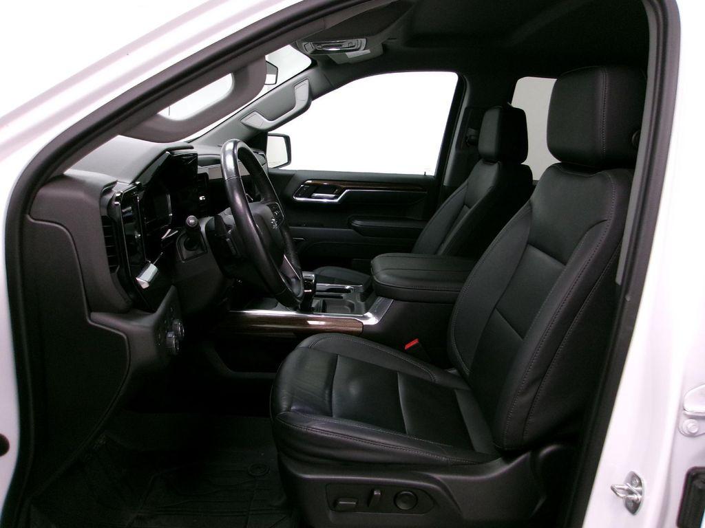 used 2023 Chevrolet Silverado 1500 car, priced at $41,988