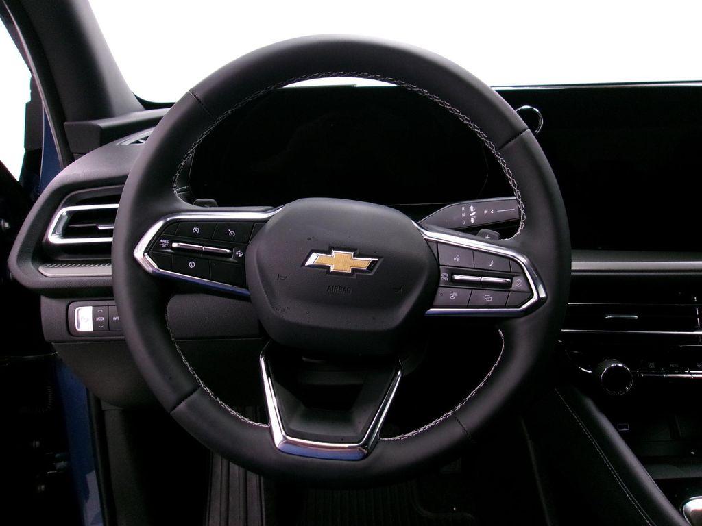 new 2026 Chevrolet Traverse car, priced at $47,810