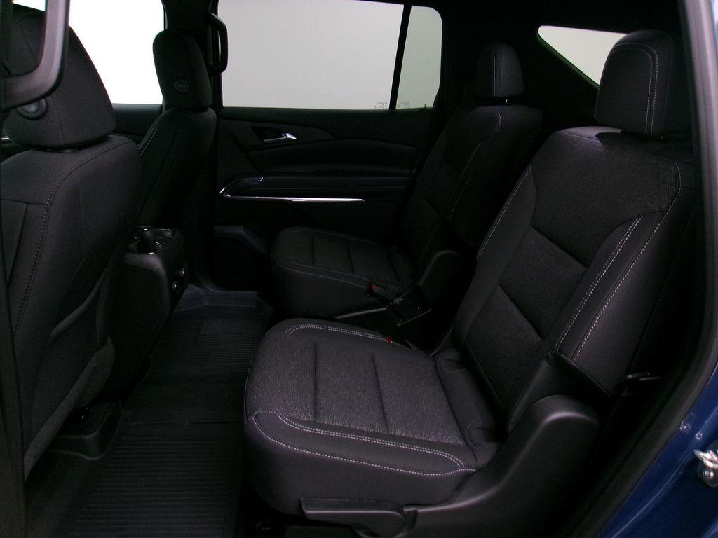 new 2026 Chevrolet Traverse car, priced at $47,810