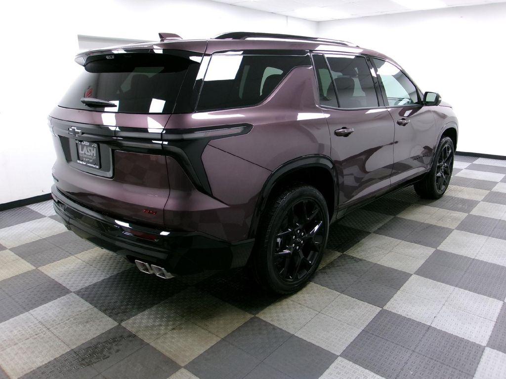 new 2026 Chevrolet Traverse car, priced at $54,220