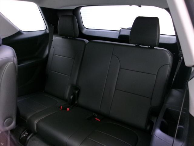 used 2021 Chevrolet Traverse car, priced at $29,988