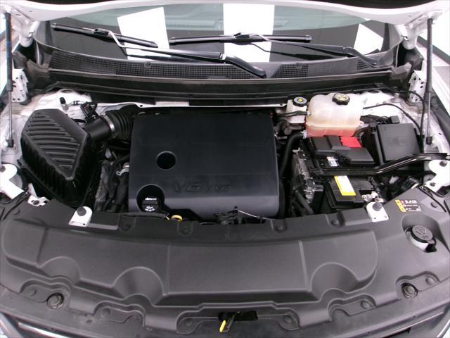 used 2021 Chevrolet Traverse car, priced at $29,988