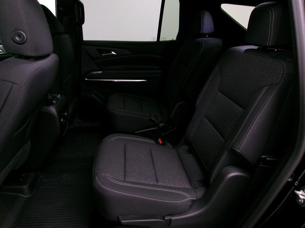 new 2026 Chevrolet Traverse car, priced at $42,490