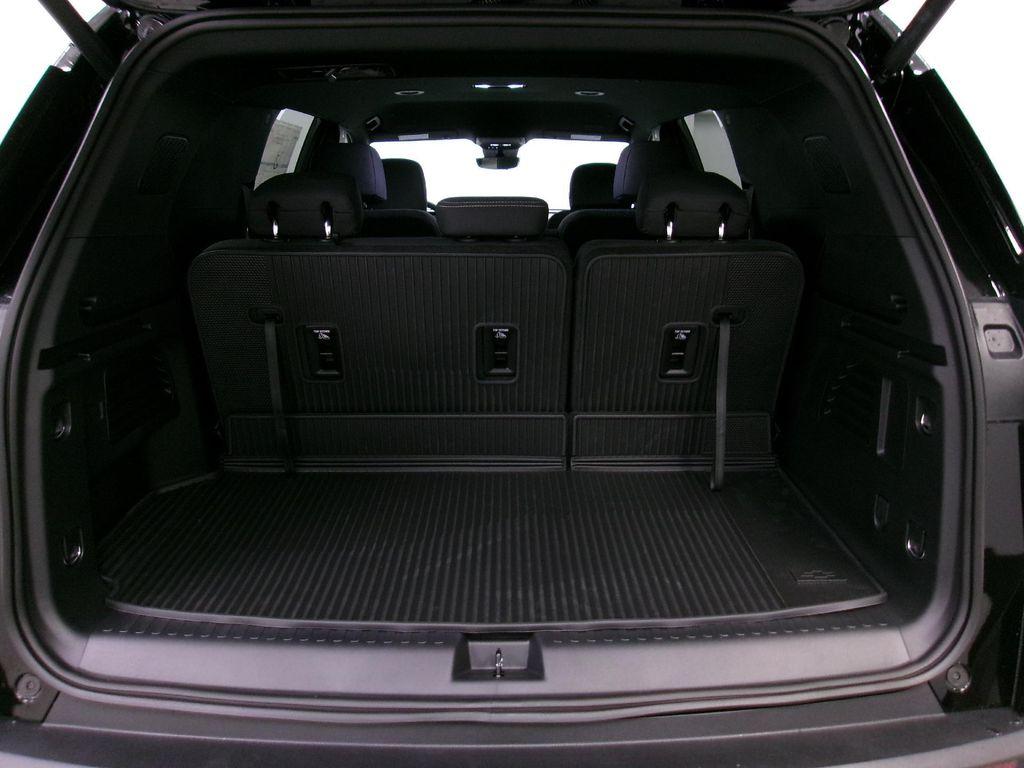 new 2026 Chevrolet Traverse car, priced at $42,490