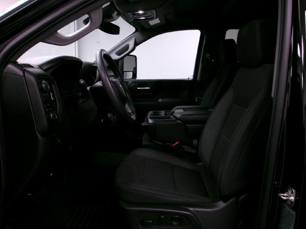 used 2025 Chevrolet Silverado 2500 car, priced at $50,913