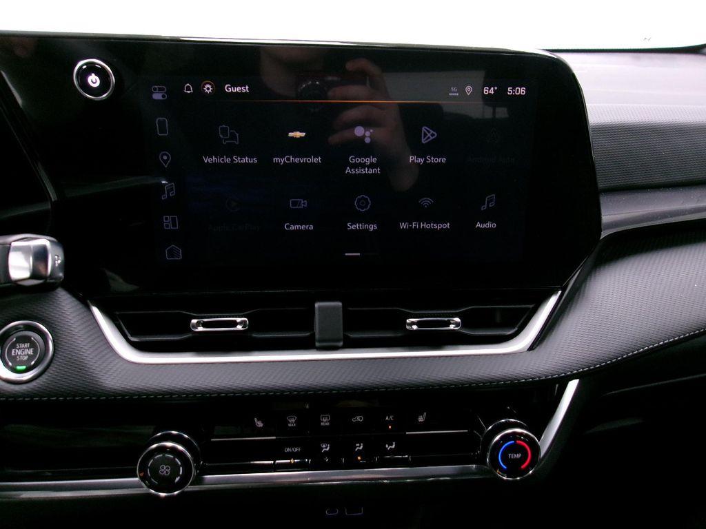 new 2026 Chevrolet Equinox car, priced at $31,390
