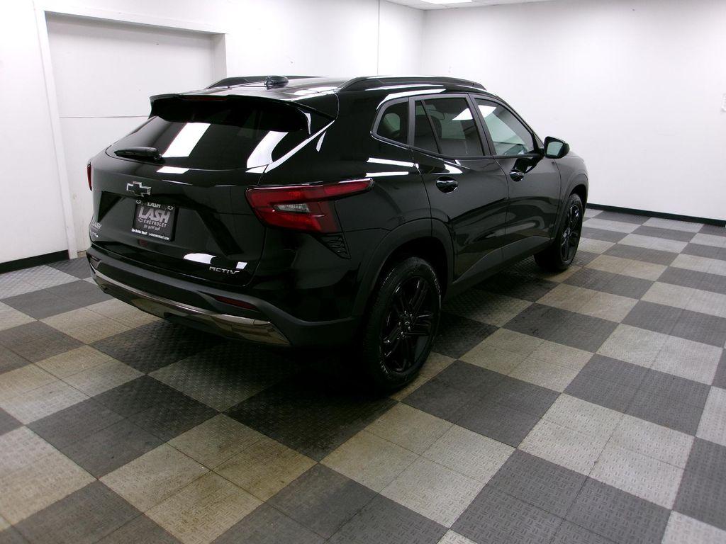 new 2026 Chevrolet Trax car, priced at $27,055