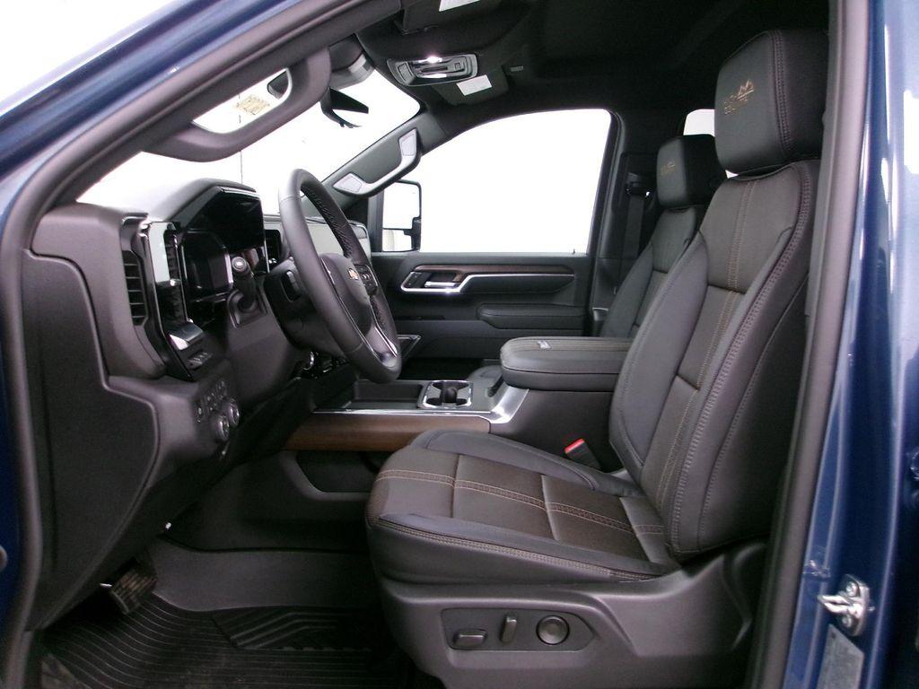 new 2026 Chevrolet Silverado 2500 car, priced at $87,920