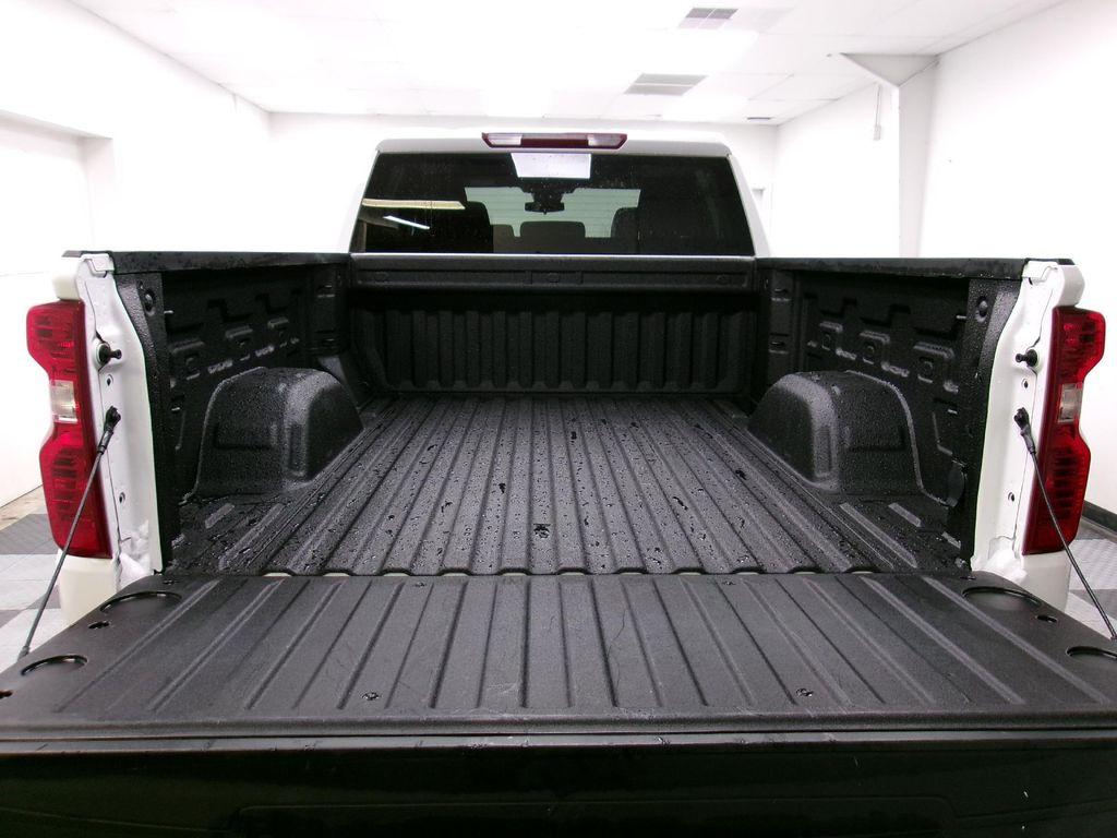 used 2024 Chevrolet Silverado 1500 car, priced at $38,913