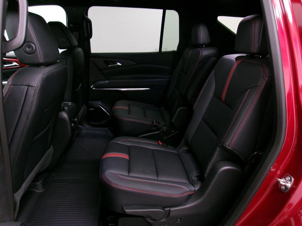 new 2026 Chevrolet Traverse car, priced at $58,915