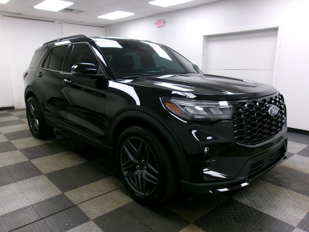 used 2025 Ford Explorer car, priced at $47,988