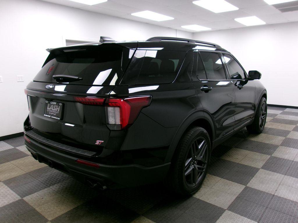 used 2025 Ford Explorer car, priced at $47,988