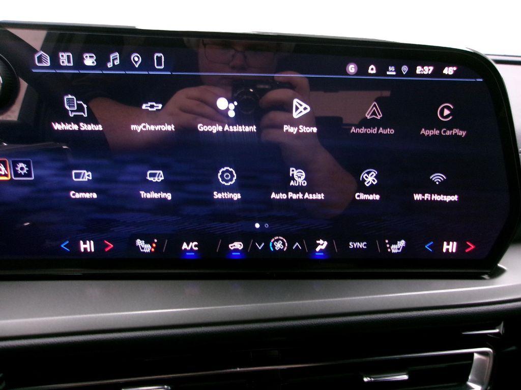new 2026 Chevrolet Traverse car, priced at $47,400