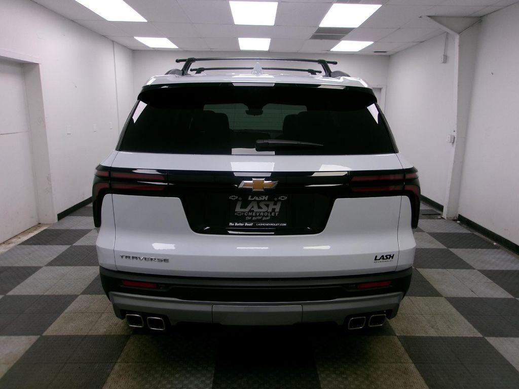 new 2026 Chevrolet Traverse car, priced at $47,400